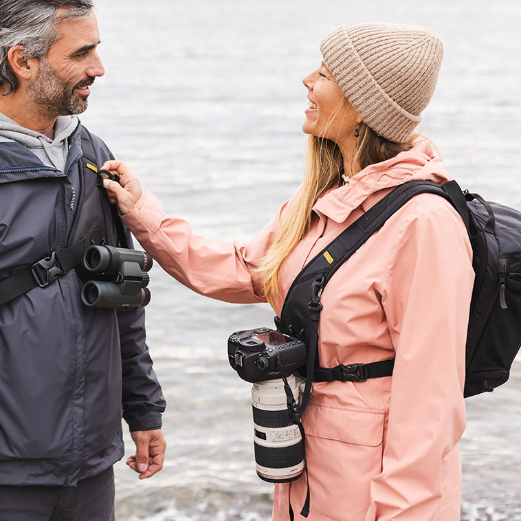 NEW Hyker Slingbag for Camera + Free Lens Bag